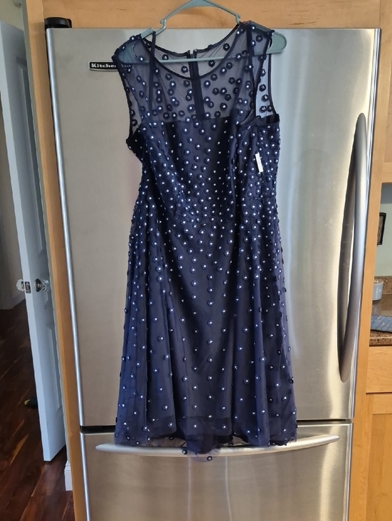 Tahari Dresses & Skirts - Tahari..18
